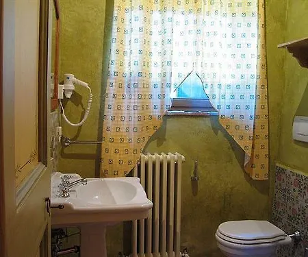 Agriturismo Fiore Di Campo Farm stay *