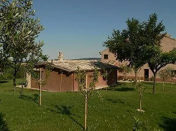 Agriturismo Fiore Di Campo Κατάλυμα σε φάρμα
