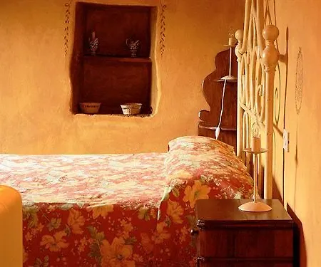 Agriturismo Fiore Di Campo Κατάλυμα σε φάρμα *