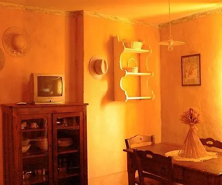 Κατάλυμα σε φάρμα Agriturismo Fiore Di Campo *